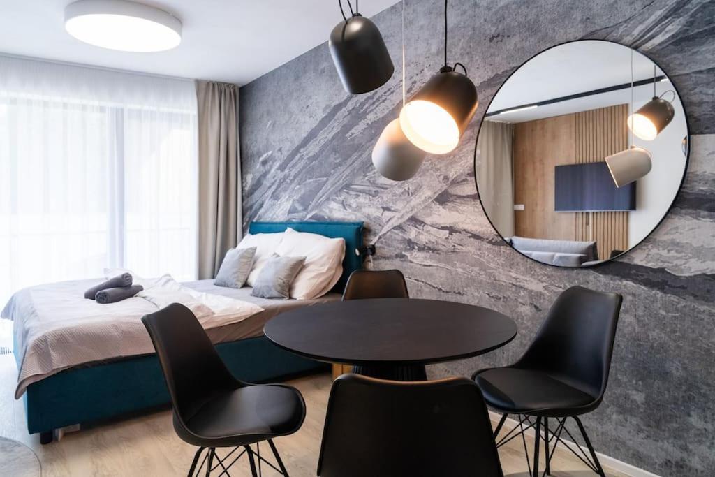 Parkside Harmony Apartment - Brno Esterno foto