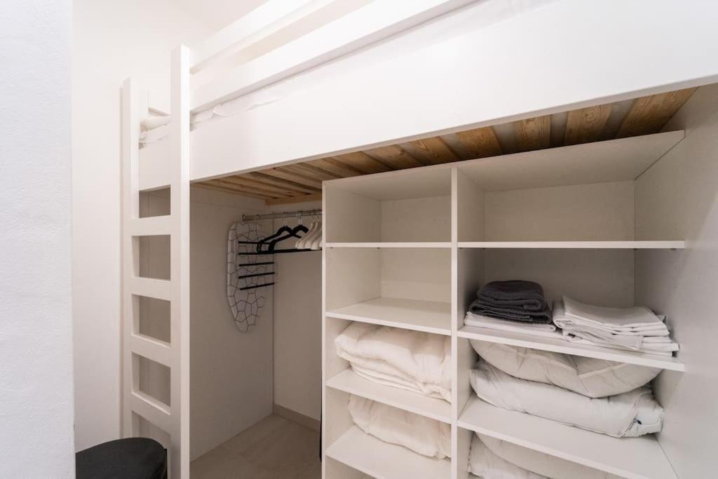 Parkside Harmony Apartment - Brno Esterno foto